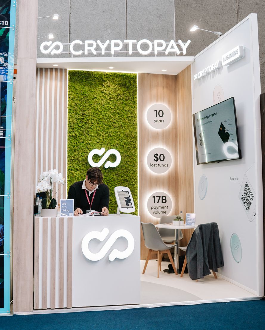 cryptopay's tweet photo. 🔝We have a fantastic start at iGB L!ve! The energy at our stand 12-B14 is incredible, with a vibrant mix of crypto enthusiasts and businesses eager to explore how #cryptopayments can elevate their growth 📈. 

Come say hello!

#iGBLive #futureofpayments https://t.co/i9QAm0BTYG