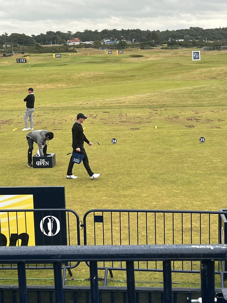 VertyFanClub's tweet image. WE’RE LIVE, first sighting of the boy, Verty.