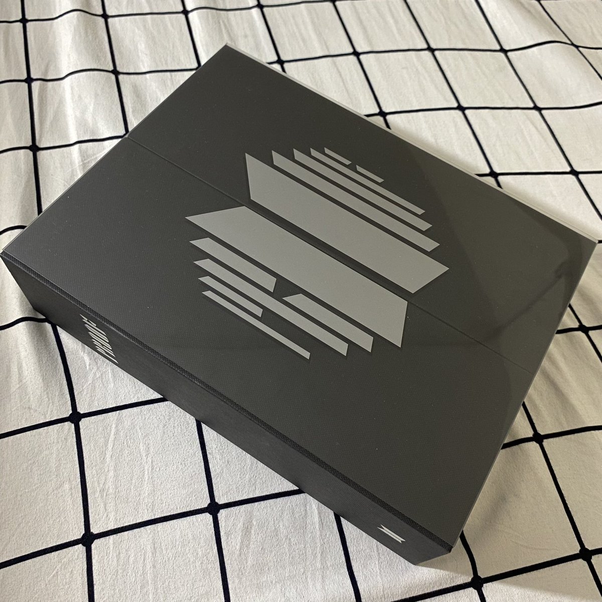 PJMCI95's tweet photo. wts lfb ph 
bts proof album standard edition unsealed 

₱300

complete inclu, x pc
mint condi
dop/payo

t. rm namjoon jin seokjin suga yoongi jhope hobi jimin v taehyung jk jungkook https://t.co/41ywTQgoJN