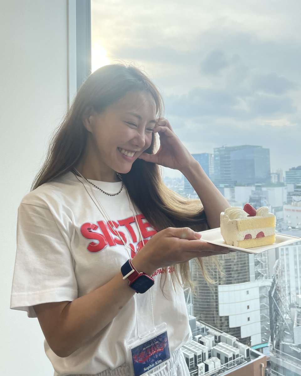 ／
7月18日は東急シアターオーブ開業記念日🎂
＼

7月21日まで上演中のブロードウェイ・ミュージカル「天使にラブ・ソングを…」来日公演でメアリー・ロバート役を演じるソフィー・キムさんが劇場の誕生日をお祝いしてくれました🎉

当日券情報ほか公演の詳細はコチラ▶️theatre-orb.com/lineup/24_sist…