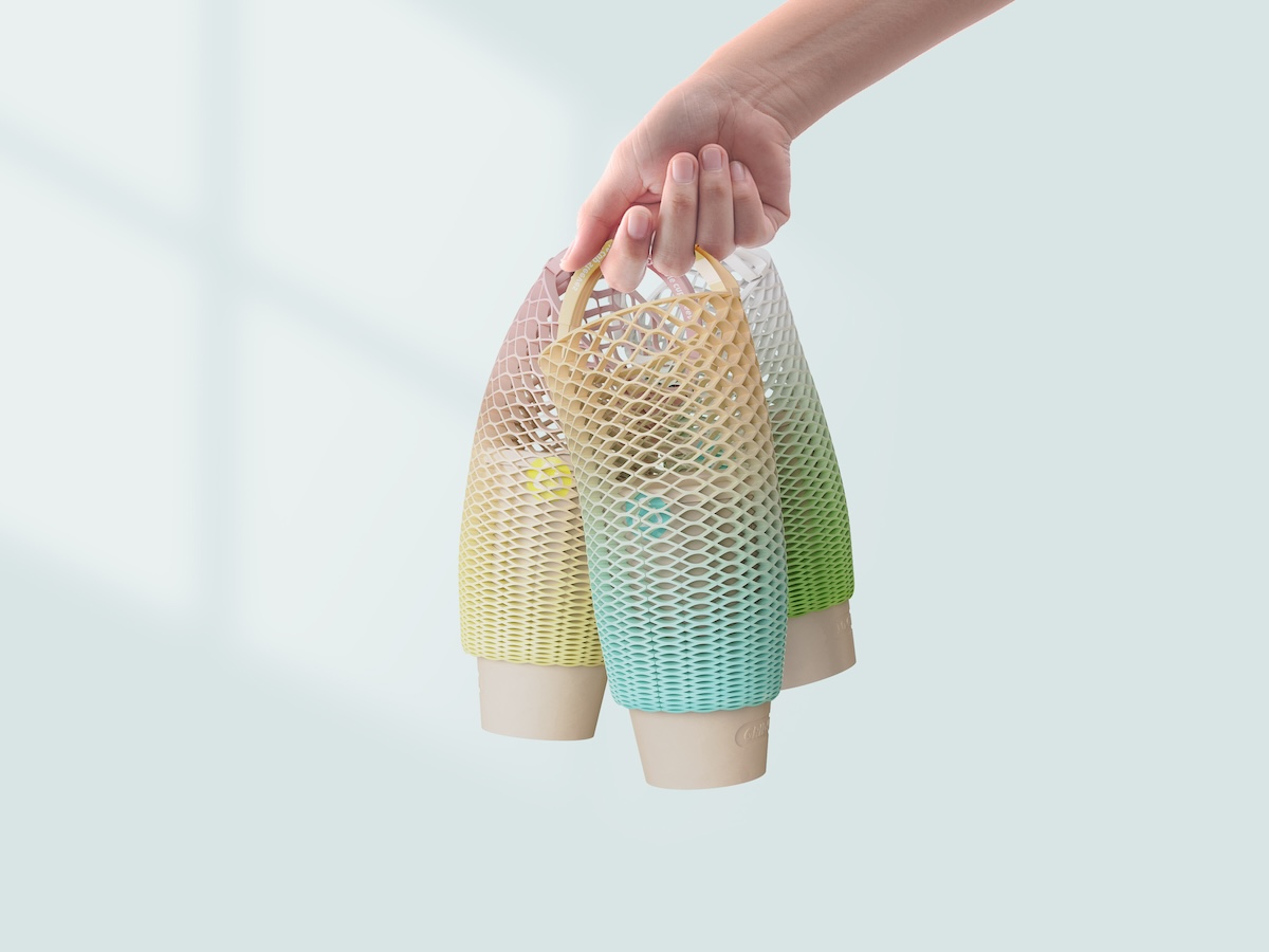 Checkt den neuen Akkordeon-Pappbecher für Kaffee zum Mitnehmen im Lilli Green Magazin! Innovatives Design aus recycelbarem Papier, praktisch und schön. Doch wie nachhaltig ist die Erfindung?🌍☕️ #Design #Innovation #Nachhaltigkeit #Recycling #ZeroWaste lilligreen.de/akkordeon-papp…