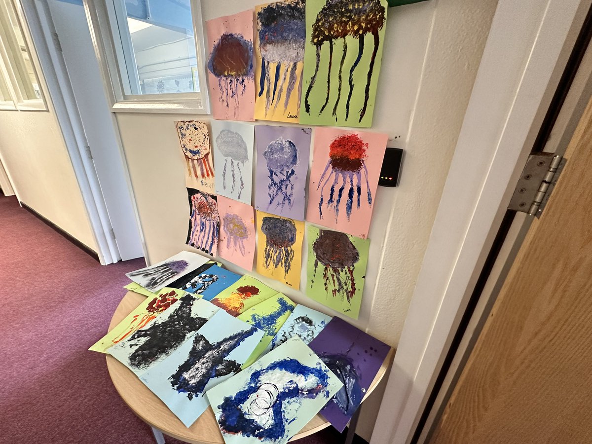 EppingTrust's tweet photo. The pupils’ work was on full display @Alderton_Jun as they hosted an open evening to share all the fantastic work the pupils have done over the year whilst also displaying artwork from a brilliant workshop pupils across the school took part in with @brillustrations. 

🖼️ 🎨 🖌️ https://t.co/72KWNAzhke