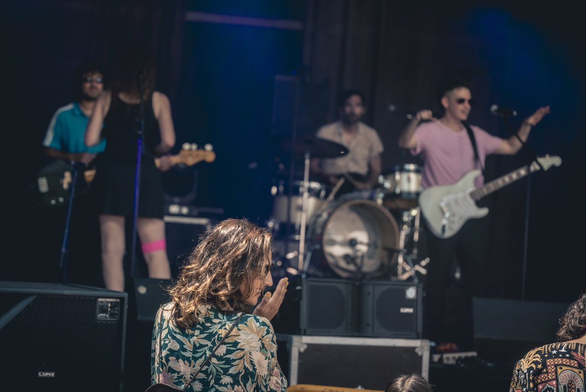 ¡Así de bien lo pasamos ayer en el concierto de Calequi y Las Panteras!🙌🏼

¡Qué manera de bailar!👯

➡️ Toda la programación de @mundosallentfestival en mundoensallentfestival.com 📲
.
.
.
#Valledetena #sallentdegallego #MundoEnSallent