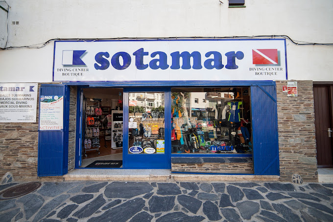 CostaBravaSub's tweet photo. 🪸 El centre d'immersió Sotamar està ubicat a #Cadaqués i realitza sortides de #busseig a més de 25 punts diferents del Parc Natural del Cap de Creus.

Sotamar compta amb escola de busseig on s'imparteix l'ensenyament SSI (Scuba Schools International).

#sotamardivingcenter https://t.co/CPm6aMOEpc