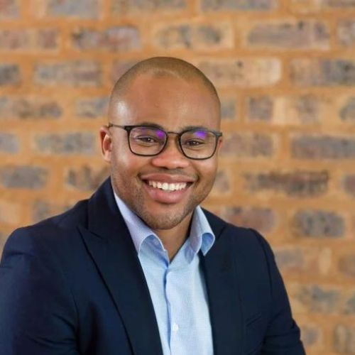⬇ Meet the people who strengthen Innovation Africa UP as a research &amp; training partner for #agriculture &amp; #forestry, to government &amp; industry.

Passionate about strategic #leadership, Osmond Mlonyeni plays a vital role on multiple leadership committees.