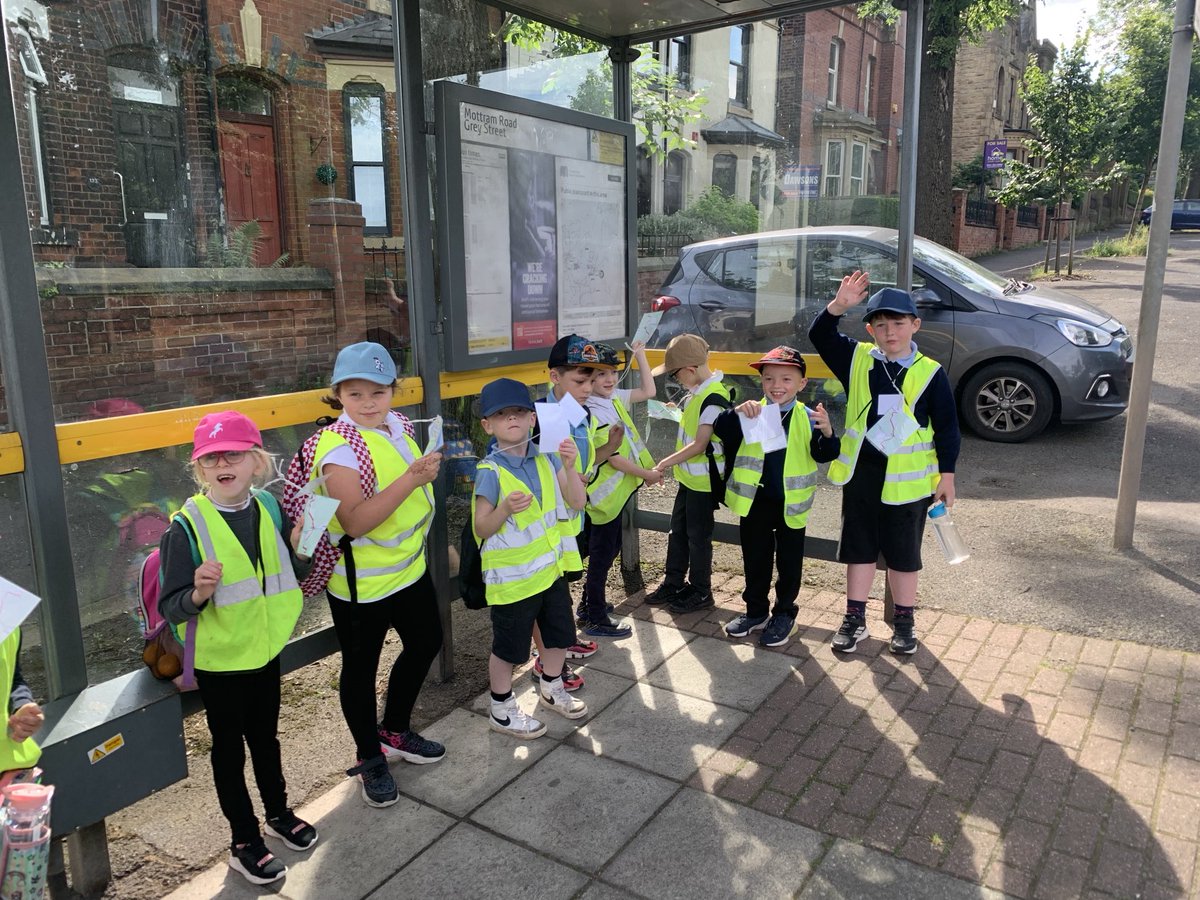 MsHill02825723's tweet photo. ⁦@WildBankPrimary⁩ year one are off on an adventure this morning.  First step to the bus stop ⁦@TrustVictorious⁩ https://t.co/WcFuuaZtWe