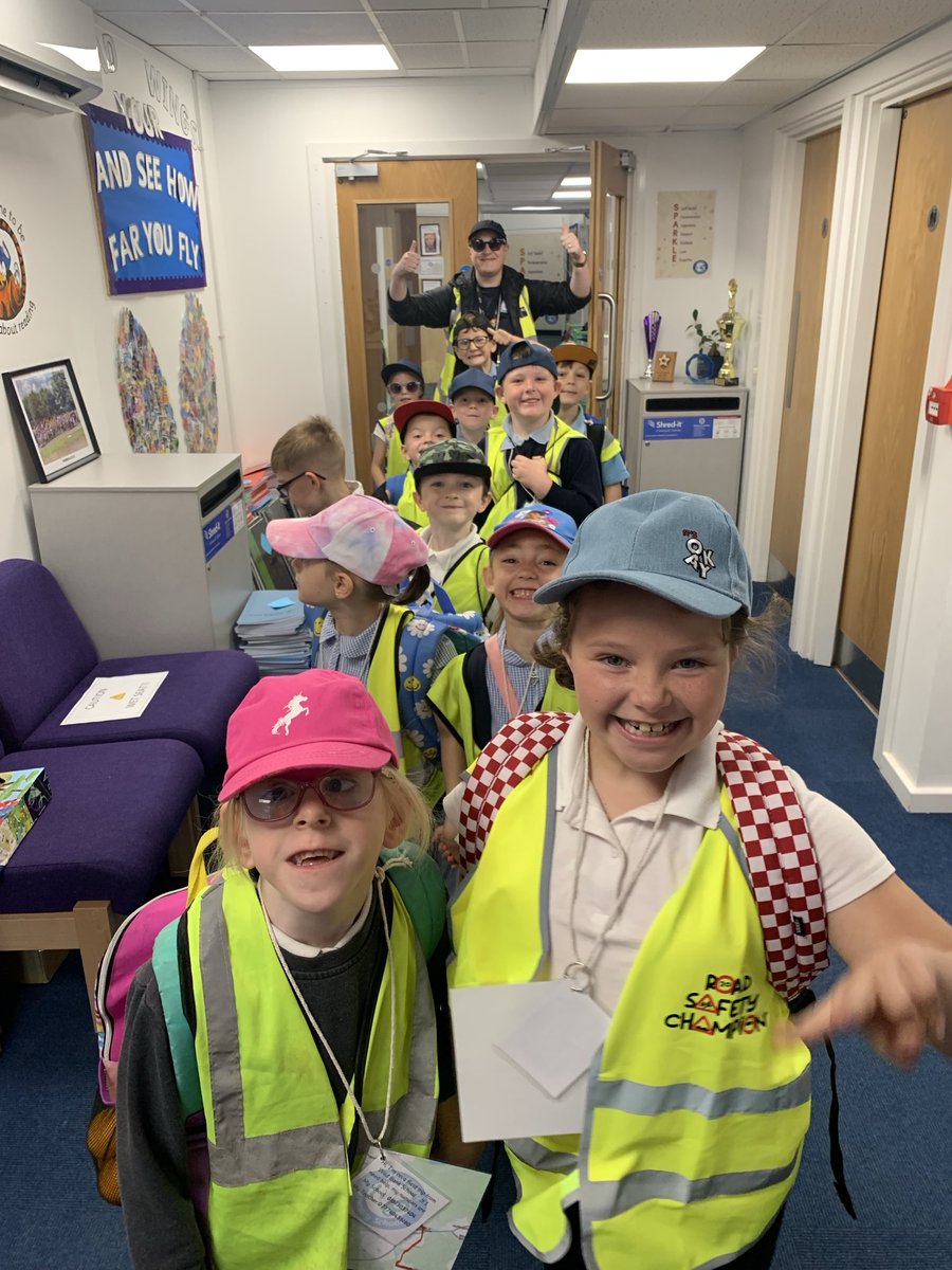⁦<a href="/WildBankPrimary/">Wild Bank Primary School 💙</a>⁩ year one are off on an adventure this morning.  First step to the bus stop ⁦<a href="/TrustVictorious/">Victorious Academies Trust</a>⁩