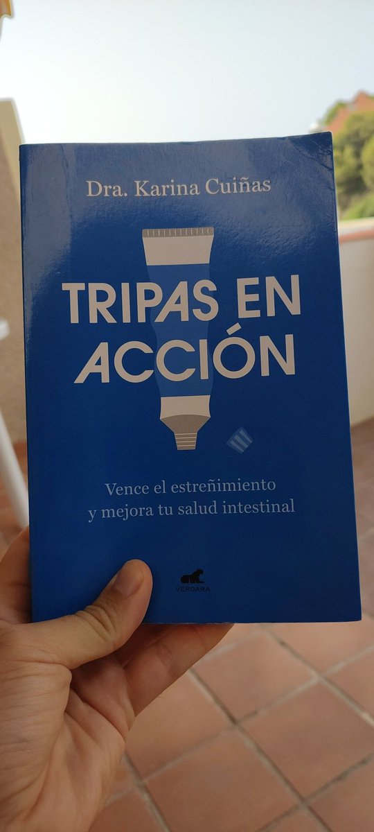 Finalizado el libro de <a href="/karinacuinas/">Karina Cuiñas</a>, solo me arrepiento de no haberlo leído desde el principio con bolígrafo y algún post-it de esos marcapáginas. 

Pedazo de libro que no será la única vez que abra.