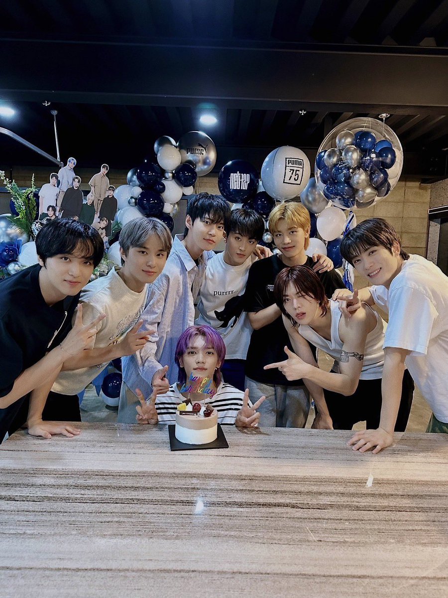 Mirror_org's tweet photo. ขอขอบคุณผู้บริจาคในนามแฟนคลับคุณ LEE TAEYONG เนื่องในวันเกิดอายุ 29 ปี
สนับสนุนอุปกรณ์การเรียน 71 ชุด ข้าวสาร 71 กก. และผ้าอนามัย 127 ห่อ เพื่อส่งต่อให้แก่ผู้ที่ต้องการ
ขอให้คุณแทยง สุขภาพแข็งแรง ประสบความสำเร็จ และเป็นแรงบันดาลใจของใครหลาย ๆ คนต่อไป 🌹💚
#ItsSailorTAEYONGDay
#extraordinaryTY