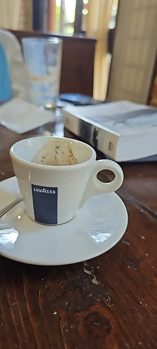 Late morning #FirstCoffeeOfTheDay
Arcidosso is a lovely place! <a href="/1CoffeeoftheDay/">First Coffee of the Day</a>