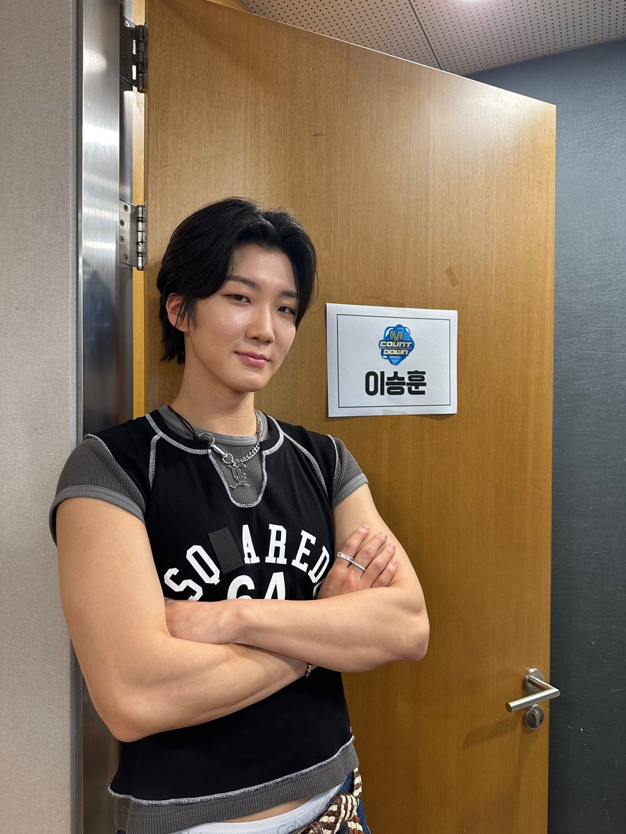 innercircleww's tweet photo. [WV] 240718 HOONY 후니hoony Weverse Post

M Countdown pre-recording is done! It's raining a lot 
Thank you for supporting me. 😍
It was awkward because it's my first time but it's my style. 😎

🔗https://t.co/JgZAw71NJr

LEE SEUNGHOON MY STYLE DEBUT STAGE
#LeeSeunghoon_is_MyType 
#이승훈 #LeeSeunghoon 
@official_hoony_ #WINNER
