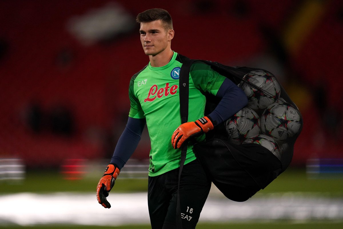 polskitransfers's tweet image. Alexander Bobek is going to sign with a club in the Benelux 🇧🇪🇳🇱, he will not go to Italy

To replace the young goalkeeper, ŁKS Łódź will hire Hubert Idasiak, who is arriving on a free transfer after his contract with SSC Napoli ended

✍️: @sz_janczyk