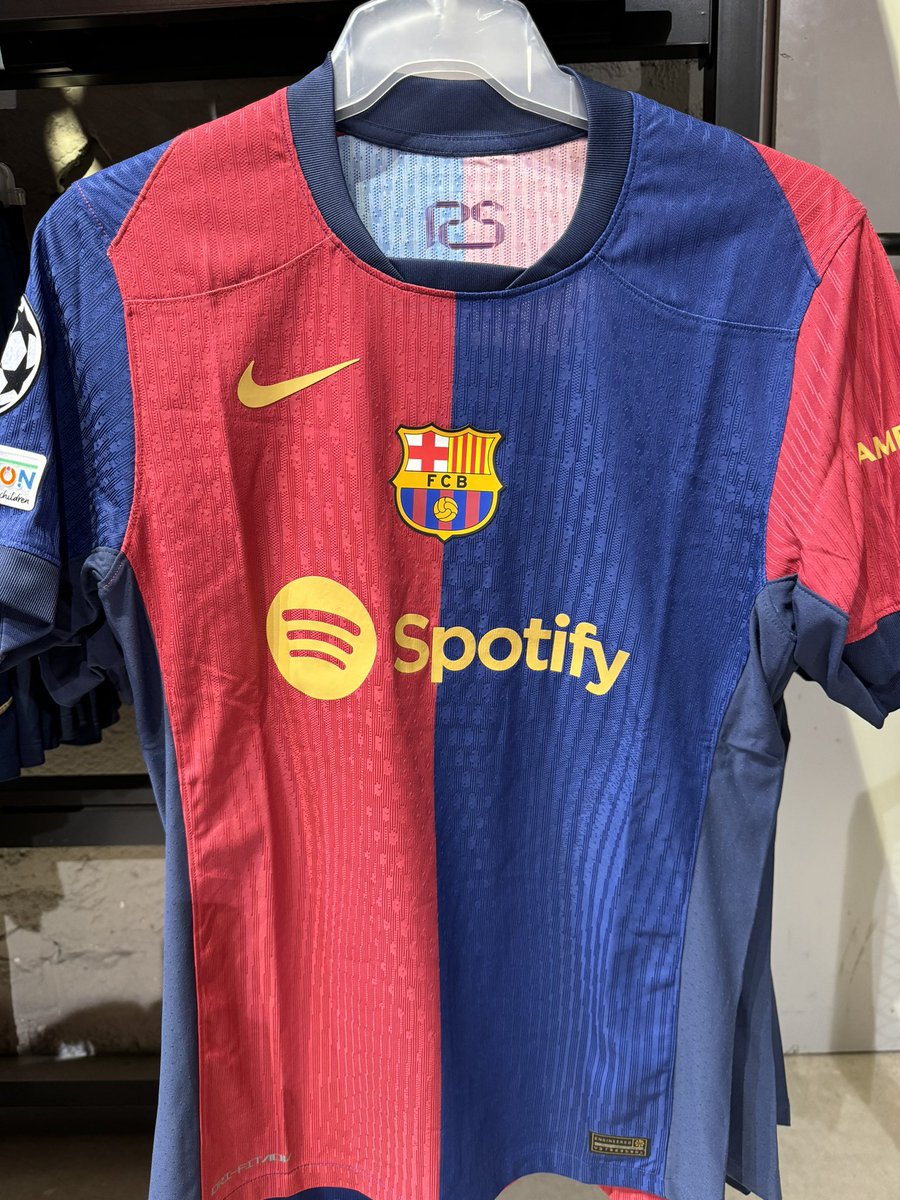 Som I Serem FCB tweet media