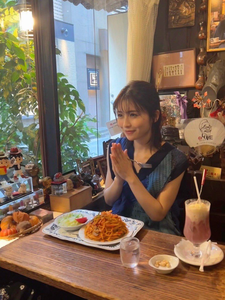 こんにちは🎐 今日は週刊 #ヤングジャンプ の発売日です☎️ #長濱ねる