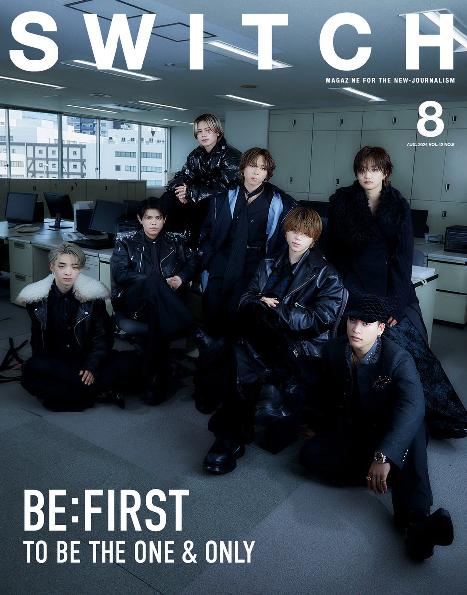 natalie_mu's tweet photo. BE:FIRST「SWITCH」初表紙で黒コーデ披露、撮り下ろし企画やソロインタビューなど40P特集（誌面カットあり）
https://t.co/YbGt5QYbXP

#BEFIRST https://t.co/DyBQkET396