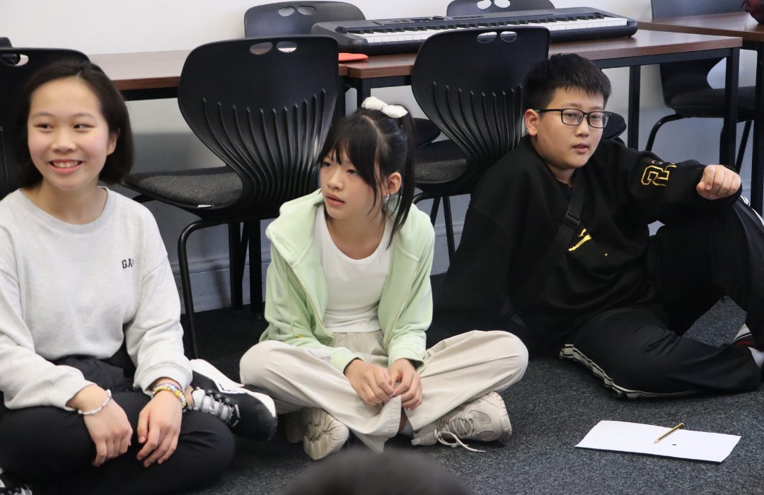 MHShortCourses's tweet photo. The music room is alive with joy as our students practice harmonies. They're having a fantastic time exploring melodies and rhythms, creating beautiful music together and discovering the magic of collaborative performance.

#MillHillShortCourses #MillHillSummerSchool https://t.co/Ty3Pz0H5Ml