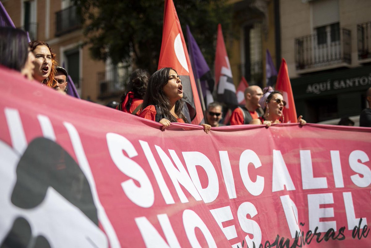 ❤️18J | SOLIDARIDAD 6 DE LA SUIZA
El sindicalisme català es mobilitza en bloc contra la condemna del cas de 'La Suiza'

<a href="/La_Directa/">Directa</a> recoge la convocatoria catalana en defensa de la libertad sindical y en apoyo a las compañeras condenadas

#18jNoEstáisSolas
directa.cat/el-sindicalism…