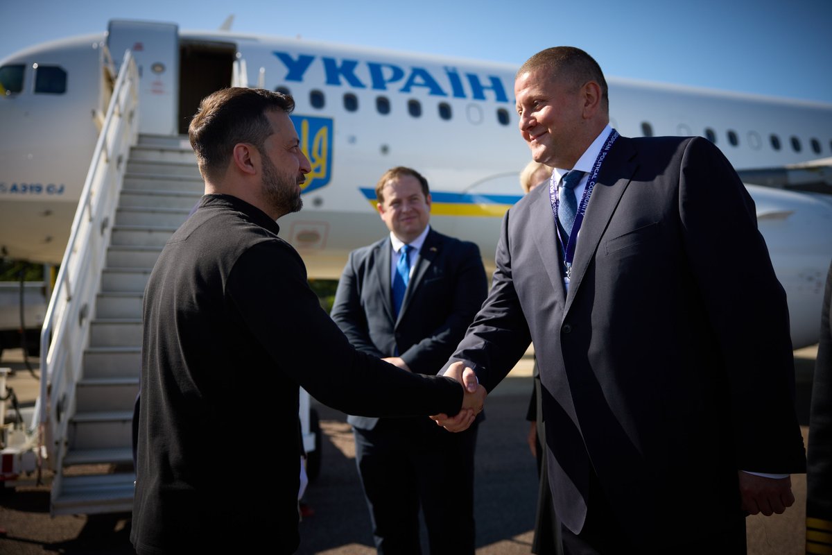 Volodymyr Zelenskyy / Володимир Зеленський tweet media