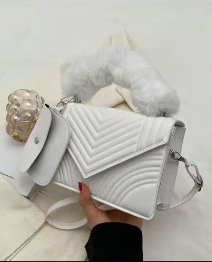 classixfashions's tweet photo. Sling Bags 
At Kshs 1700
Call/WhatsApp at 0737467538
#maandamano, #OccupyUhuruPark , Nairobi CBD,  Raila odinga, #classixfashions https://t.co/NtWc7HlrCu