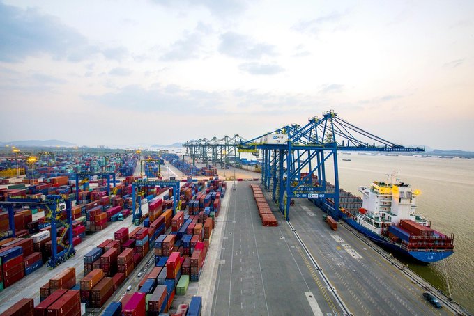 CGMeifangZhang's tweet photo. #Guangdong reached a foreign trade volume of 4.37 trillion yuan ($601.89 billion) in the first half of 2024, up by 13.8% YoY, representing 20.6% of the country's total.👏 #GDupdates https://t.co/qiGcTHLF6f