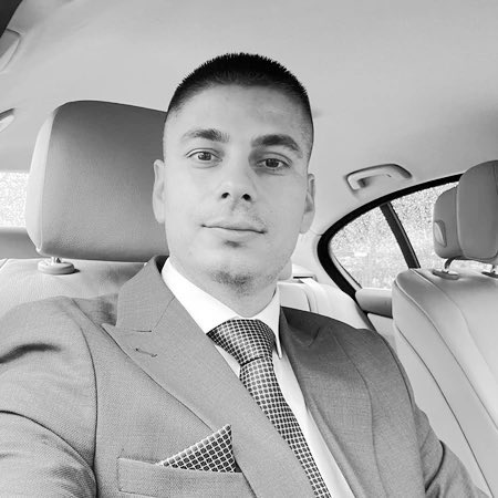 razumniegoista tweet picture