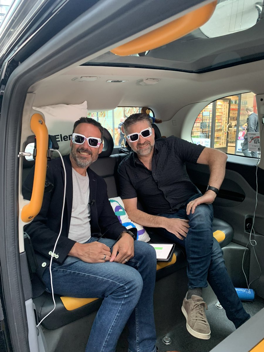Fun morning being interviewed ‘carayoke’ style for <a href="/TrustValidity/">Validity</a> in the back of a London cab, driving round the city with @ElementsCloud. #roadtodreamforce