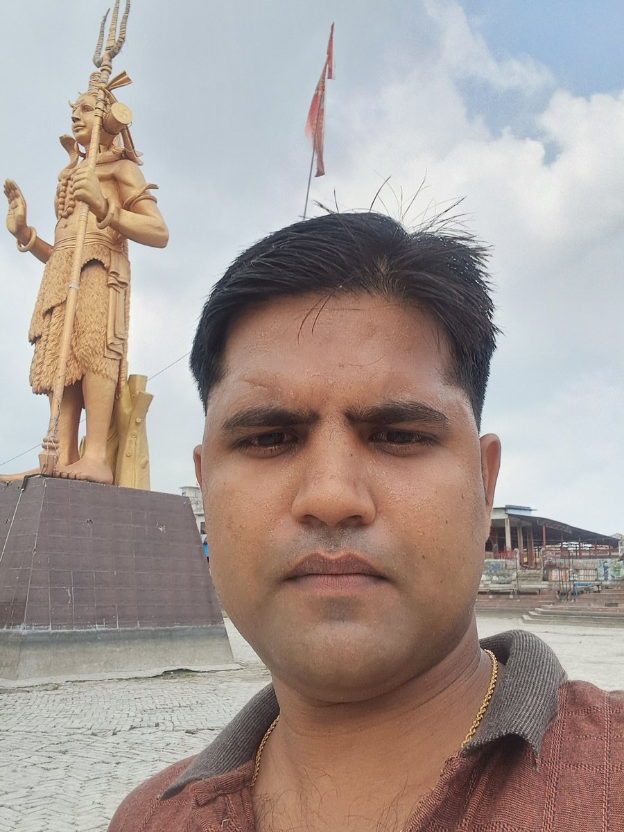 iKumarSurjeet's tweet image. Jai bhole Nath 🙏