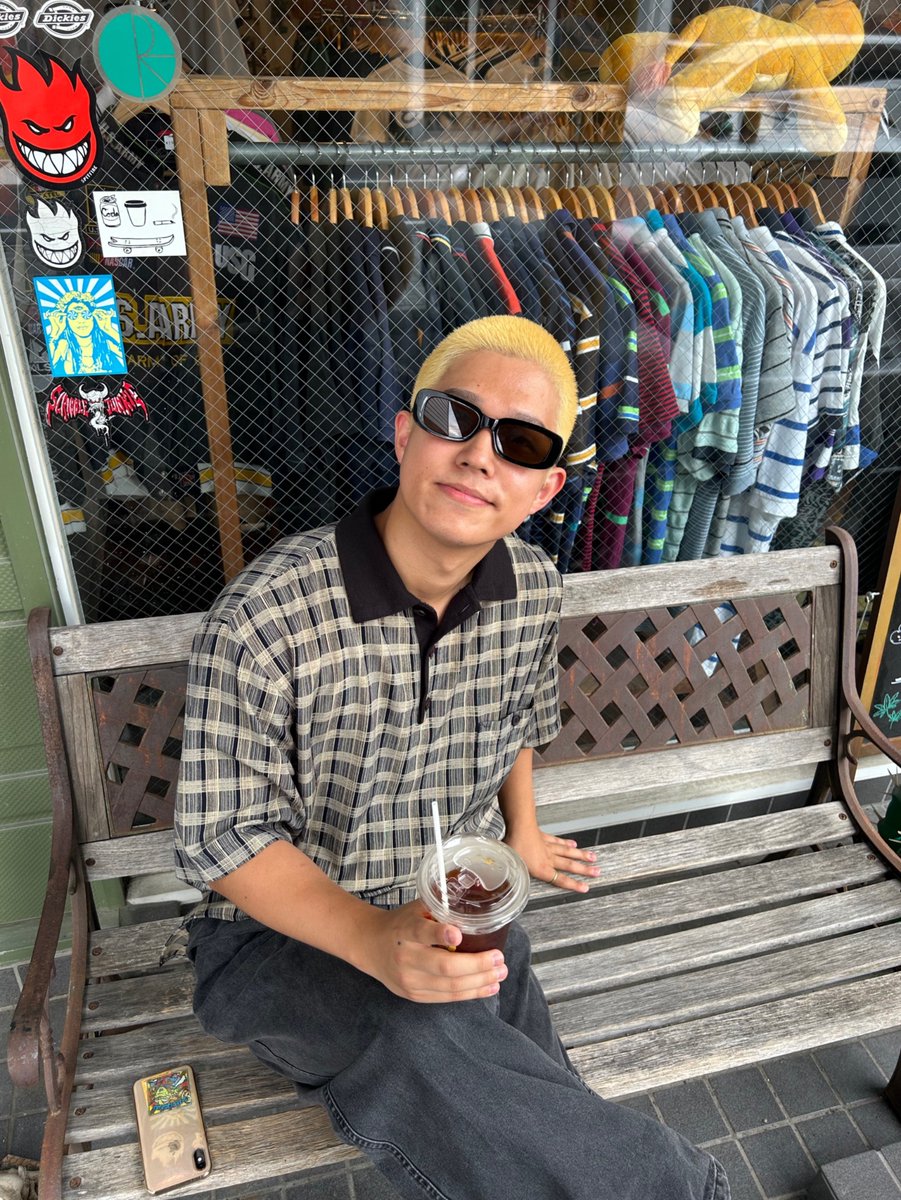 rotty47's tweet photo. 金髪坊主になりました

#金髪坊主 #坊主 #barbershop
#古着 https://t.co/0zpuxZ4J1y