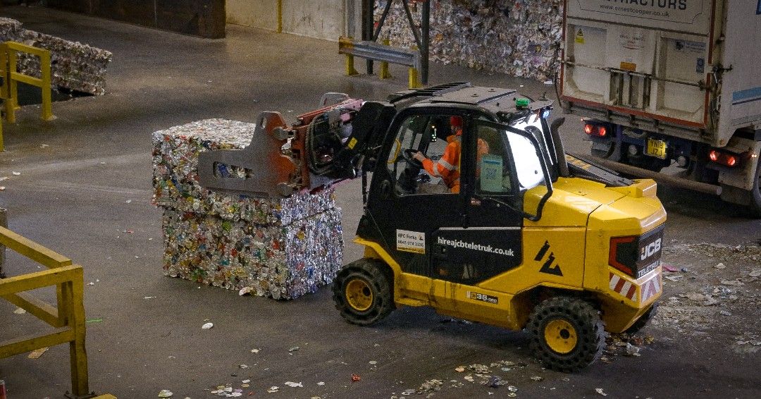 Ever wonder where recycling goes once collected from your home? Or what happens to the materials you recycle? <a href="/GoRecycleRight/">Go Recycle Right</a> are here to take you on the #JourneyOfRecycling ♻️
🔗 orlo.uk/oHQzi