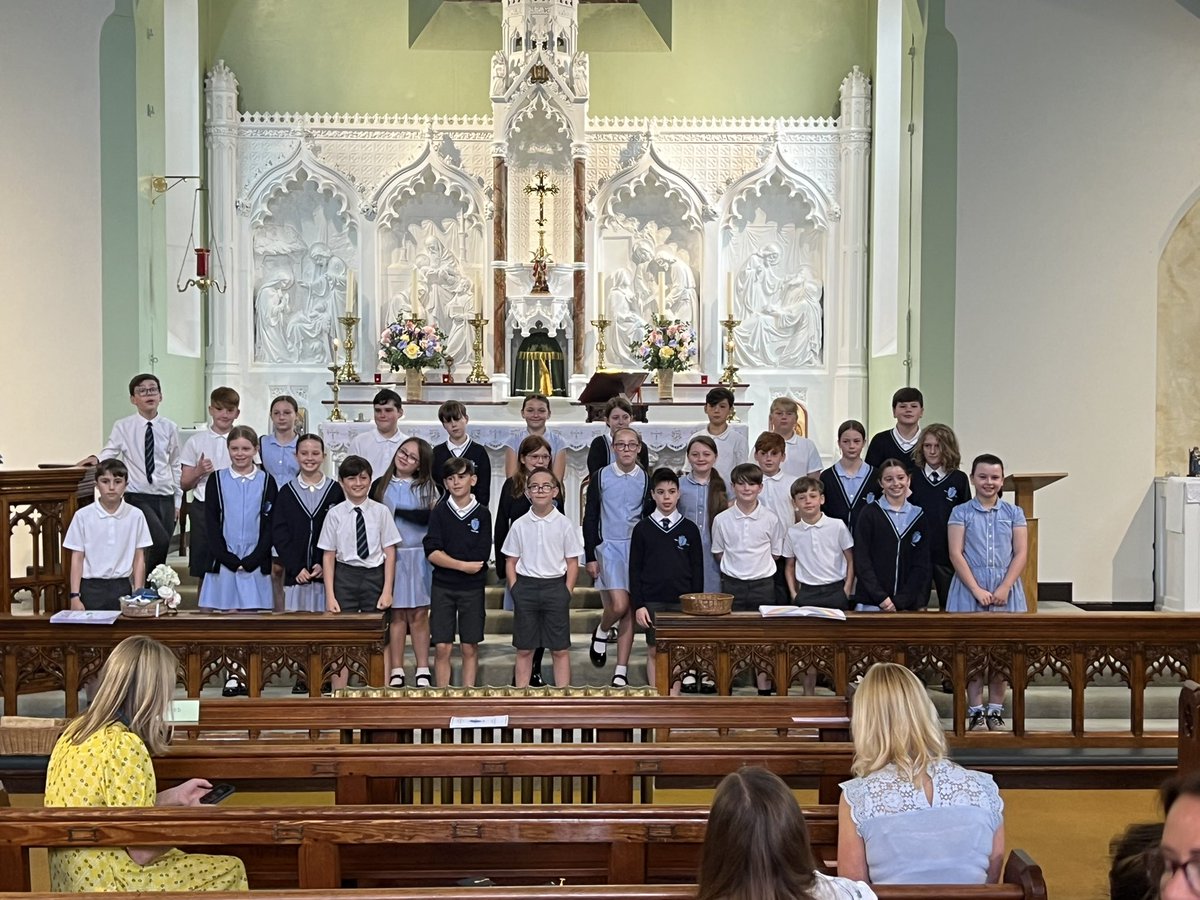 Kateleech92's tweet image. Emotional 🥹 
Amazing leavers mass for @HFCronton year 6 💕 
I wish you all the best 💕