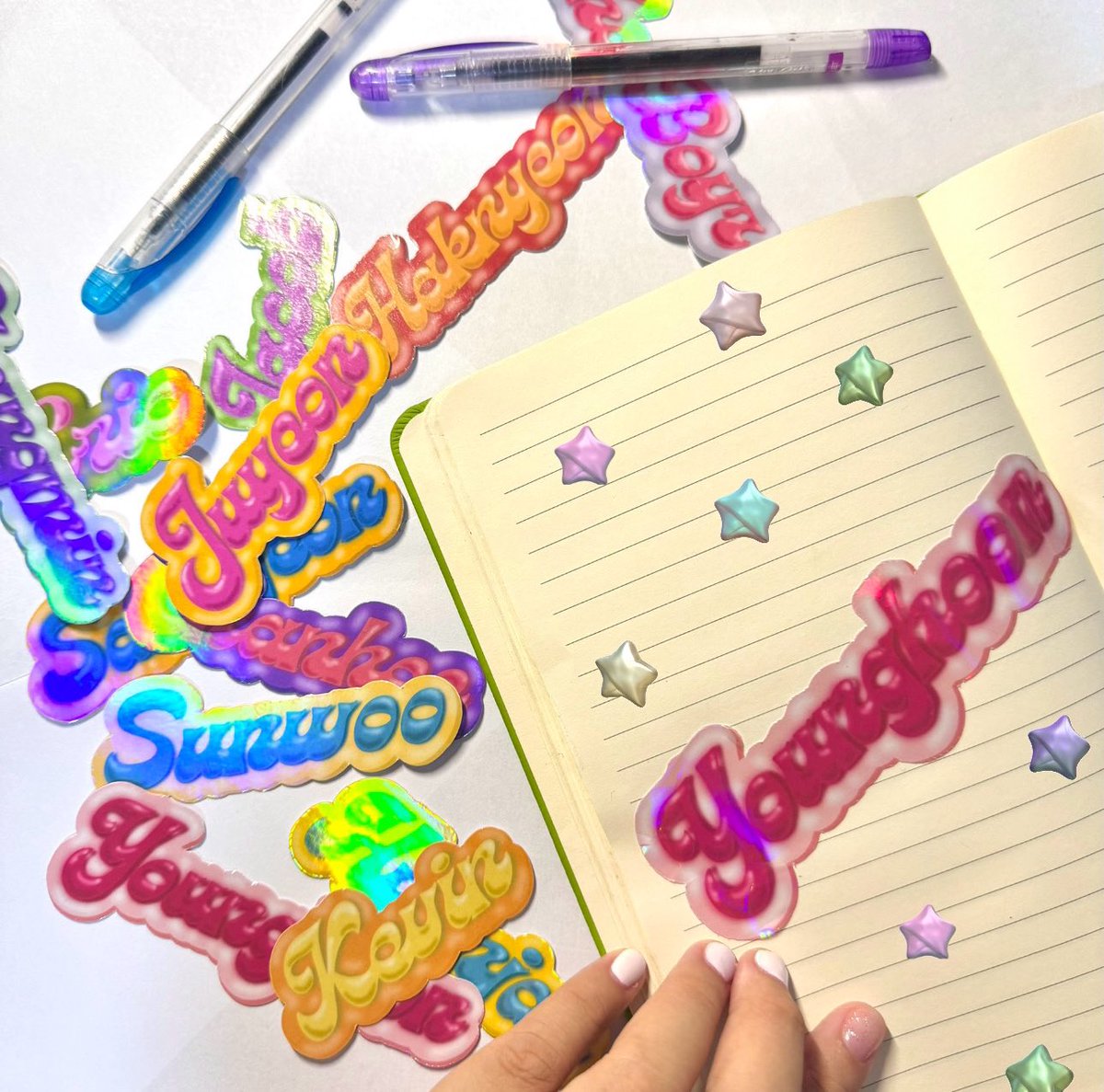 gomawoahph's tweet image. ⊹ ࣪ ˖₊˚⊹⋆ 3dz stickers 

who’s your tbz bias? 

show them through these vibrant holographic stickers!

pre-order for pick-up at #TheBScribblesSociety
🌤️ 07/15 - 07/22
🗓️ 08/04 @ mabuhay tea house
🛒bit.ly/3y57sUv

for non-attendees who want to order, send us a dm ♡