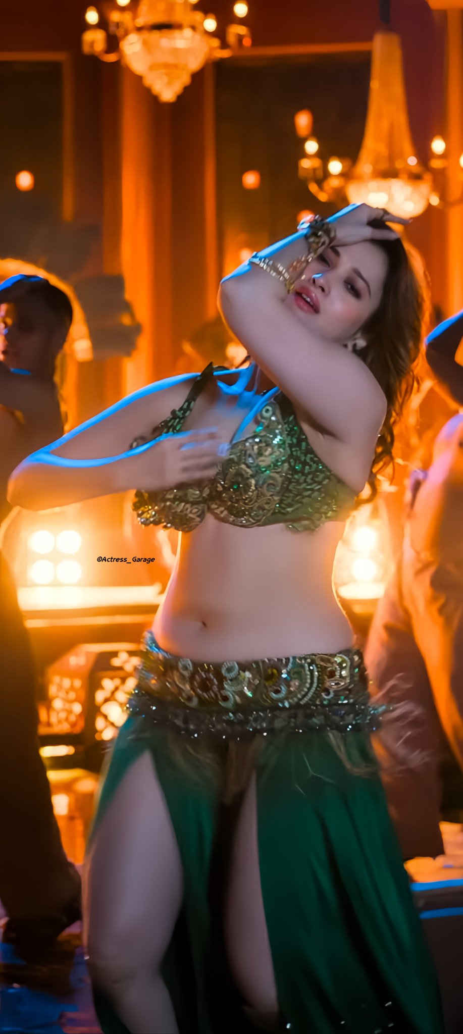 GSwuKKiacAEPgrX?format=jpg&name=large