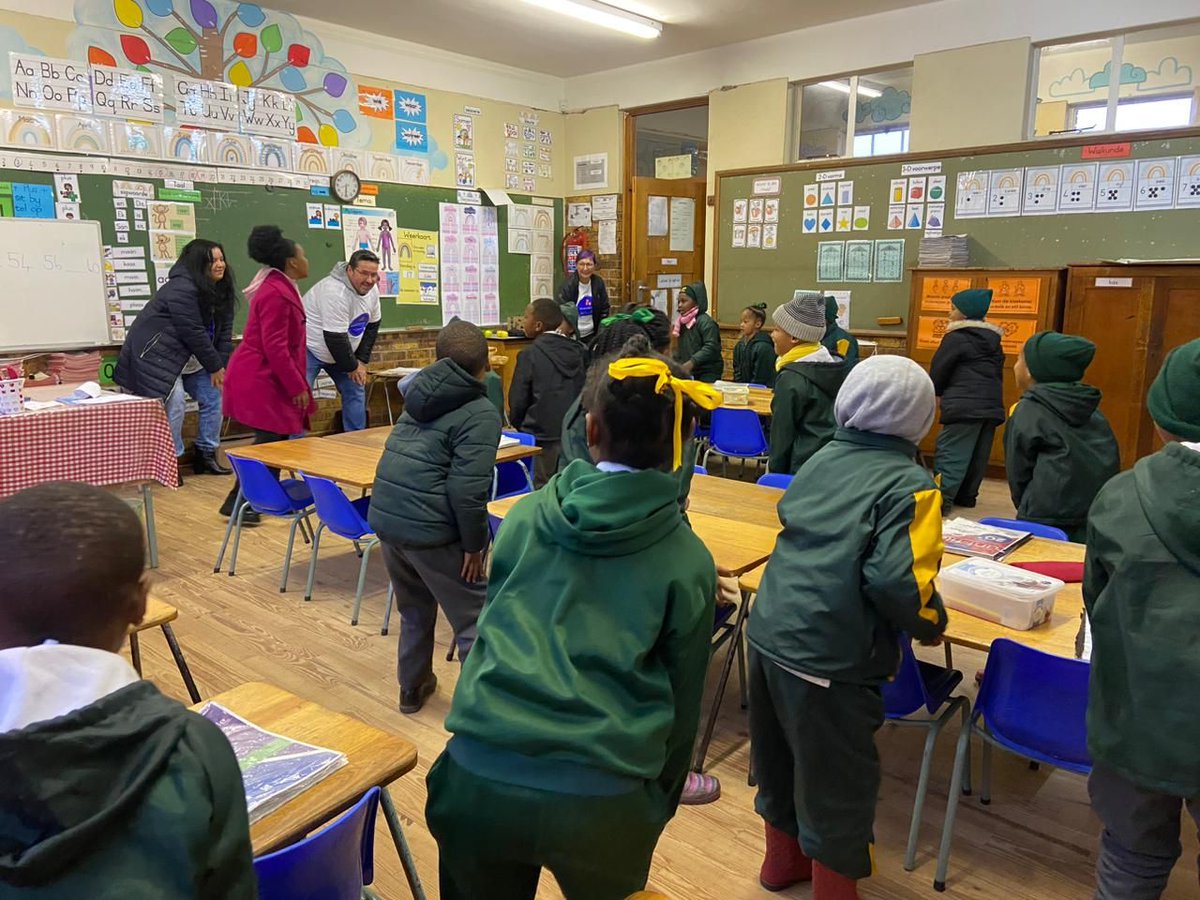 help2read's tweet image. The Help2Read team at Simondium, together with Adaptavist had a delightful day celebrating Mandela Day by spending 67 minutes with the Grade 1 students at Simondium Primary School.  @Adaptavist
#Help2Read #Adaptavist #AdaptAKind #MadelaDay #67minutes