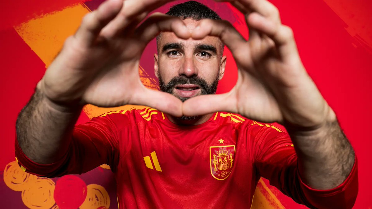 Empieza la cacería. El País’ inicia una ‘investigación’ sobre #DaniCarvajal   Publicará este jueves una investigación a sus negocios y patrimonio para ensuciar su imagen.
Mi apoyo incondicional a <a href="/DaniCarvajal92/">Dani Carvajal Ramos</a> Aunque colchonera, hoy a tu lado.
#SanchezDictador 
#YoConCarvajal