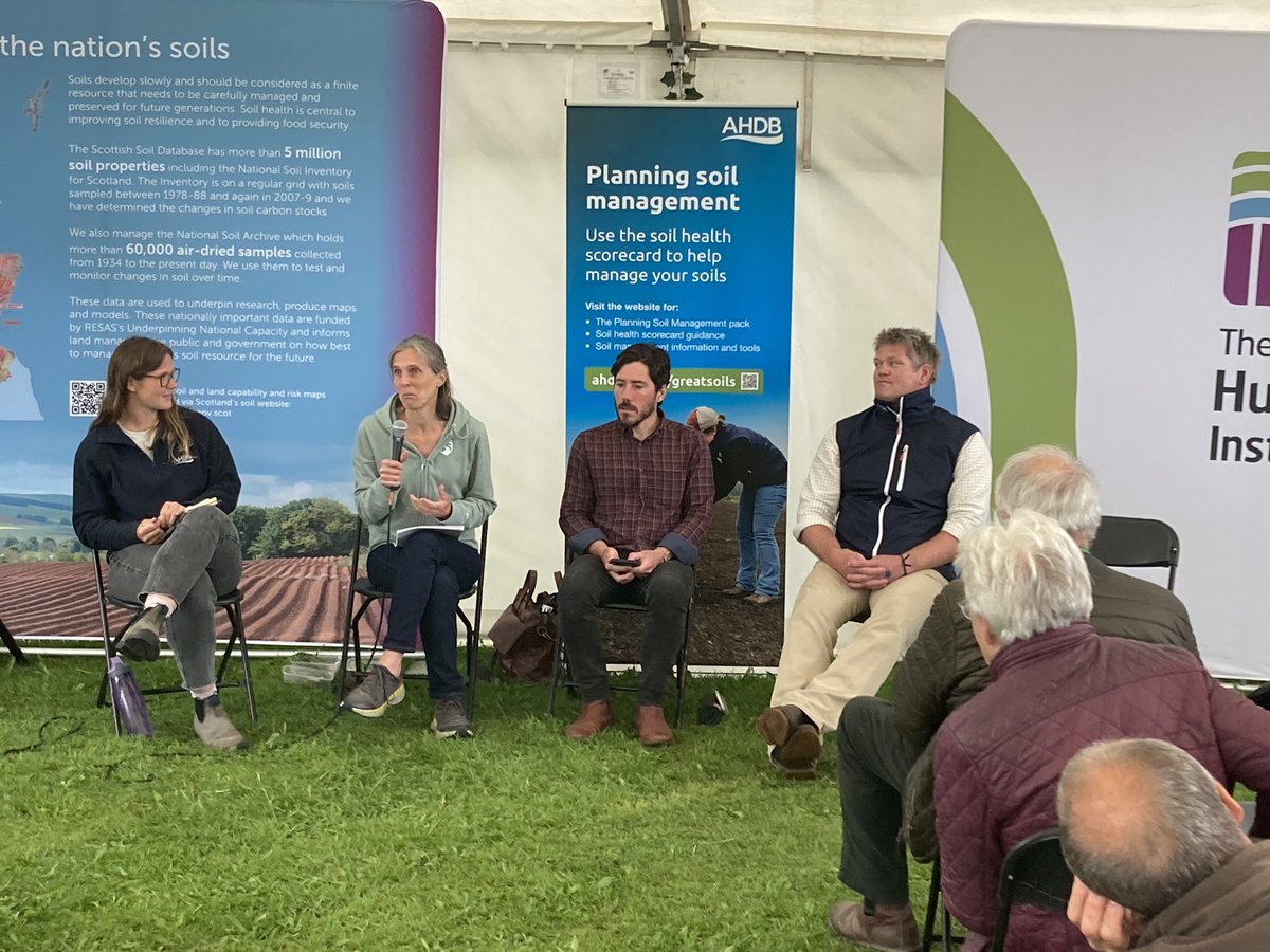 AHDB Scotland (@ahdb_scot) on Twitter photo Second session of the day in the soil tent at <a href="/GOFalkland/">GO Falkland</a> led by <a href="/TheAHDB/">AHDB</a> Henny Lowth with Ali Karley from <a href="/JamesHuttonInst/">James Hutton Institute</a> <a href="/IntegratedSoils/">Joel Williams</a> Joel Williams and David Cunningham from <a href="/DodsOf/">HADES-OF-DODS</a> . Looking at cropping for soil health . Second session of the day in the soil tent at <a href="/GOFalkland/">GO Falkland</a> led by <a href="/TheAHDB/">AHDB</a> Henny Lowth with Ali Karley from <a href="/JamesHuttonInst/">James Hutton Institute</a> <a href="/IntegratedSoils/">Joel Williams</a> Joel Williams and David Cunningham from <a href="/DodsOf/">HADES-OF-DODS</a> . Looking at cropping for soil health .