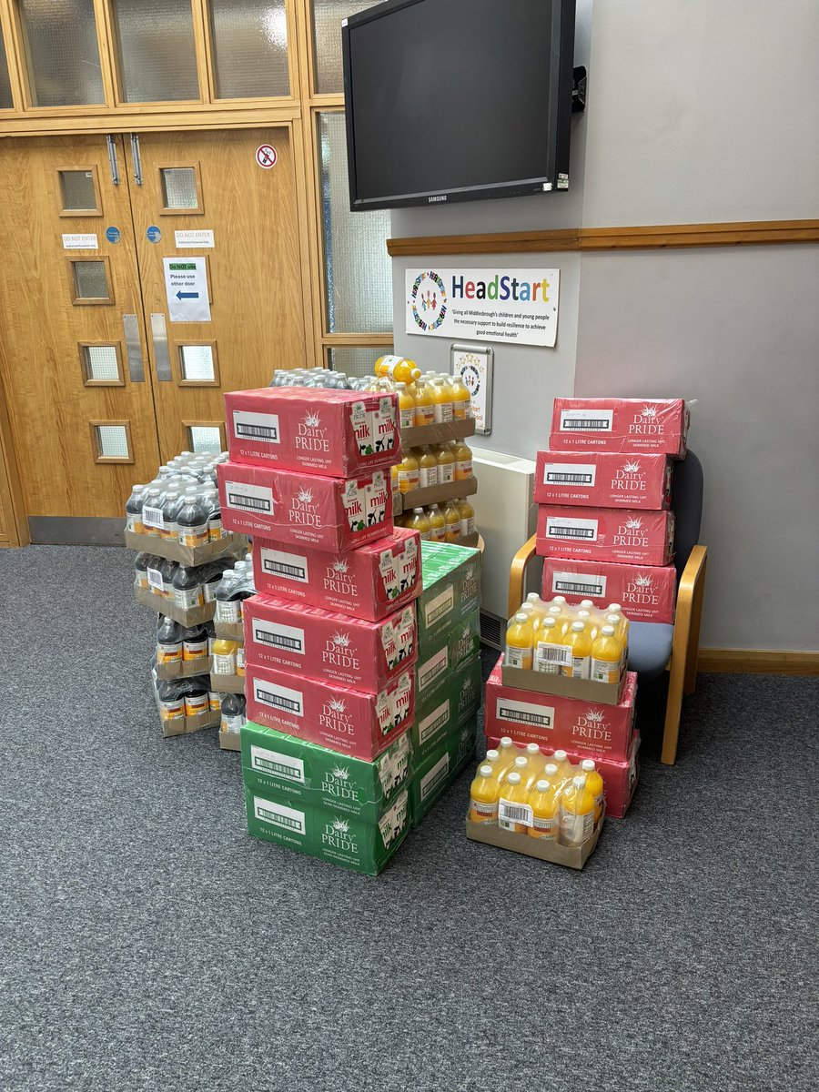 Poppysmum's tweet image. @AdAstraTrust @AyresomePrimary @Argos_Online @sainsburys Just delivered £1600 of breakfast products to Ayresome Primary from Argos and Sainsburys to help out families over the summer! #makingadifferenceinourcommunity @francaitalia66