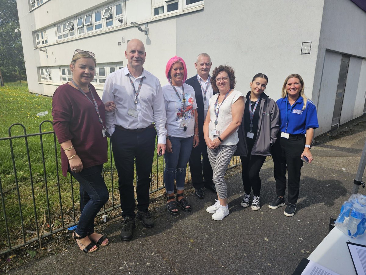💬 We had a great day yesterday talking with residents from Fircroft House, Kingsgate House and Avoncroft House, about a variety of issues affecting them.

Thank you to all residents who took the time to come over to see us. 👋