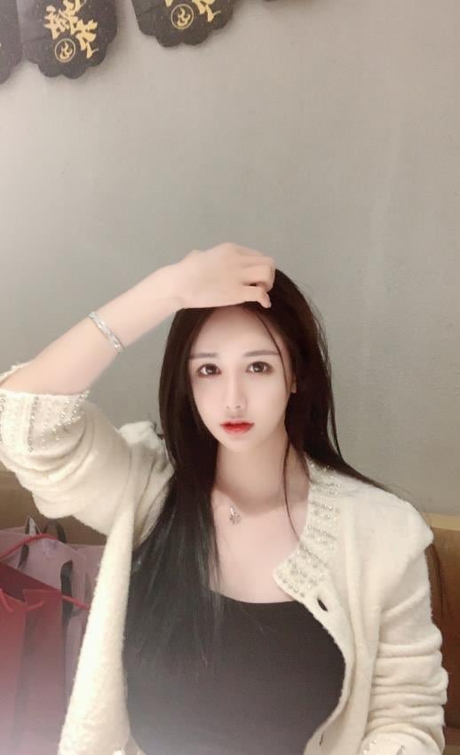 KxL68's tweet photo. 晓雅
#晓雅
想👀➕主页 https://t.co/s7jCmAiUNV