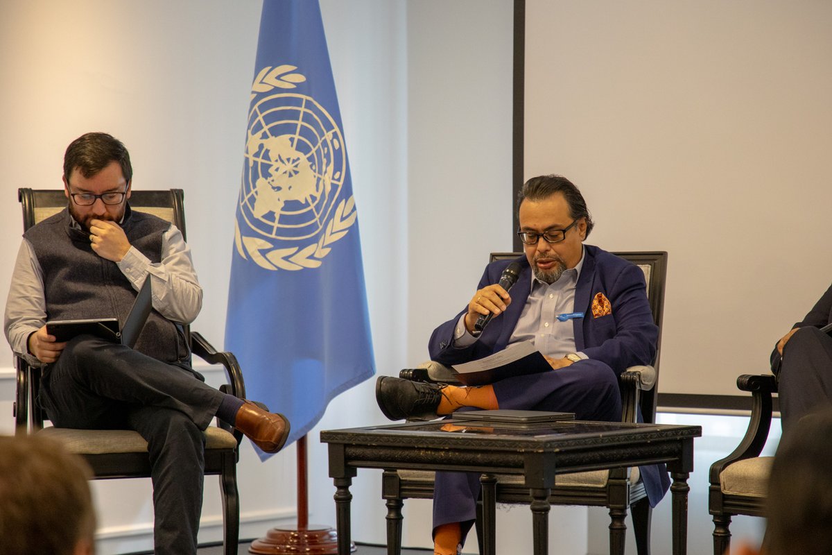 <a href="/GIZEcuador/">GIZ Ecuador</a> "Los gobiernos locales, deben hacer enlaces con la academia y con la cooperación internacional. Esa inclusión social fomenta la cohesión social, aumenta el consumo y estimula el entendimiento" aseguró Vinicio Rodríguez, de <a href="/el_BID/">Banco Interamericano de Desarrollo</a>.