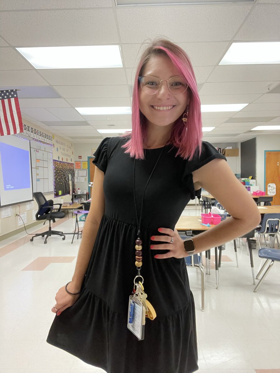 kayomarie's tweet photo. Help this 3rd grade teacher from Florida prepare for YEAR 10. We are ranked #50 in #TeacherPay , so any &amp; all contributions are greatly appreciated. Let’s #clearhelist!! #clearthelist2024 #AmazonWishList #teacherlife #Florida #Floridateacher 

https://t.co/iCE7mrqmRb https://t.co/oHrvQGI7Kl