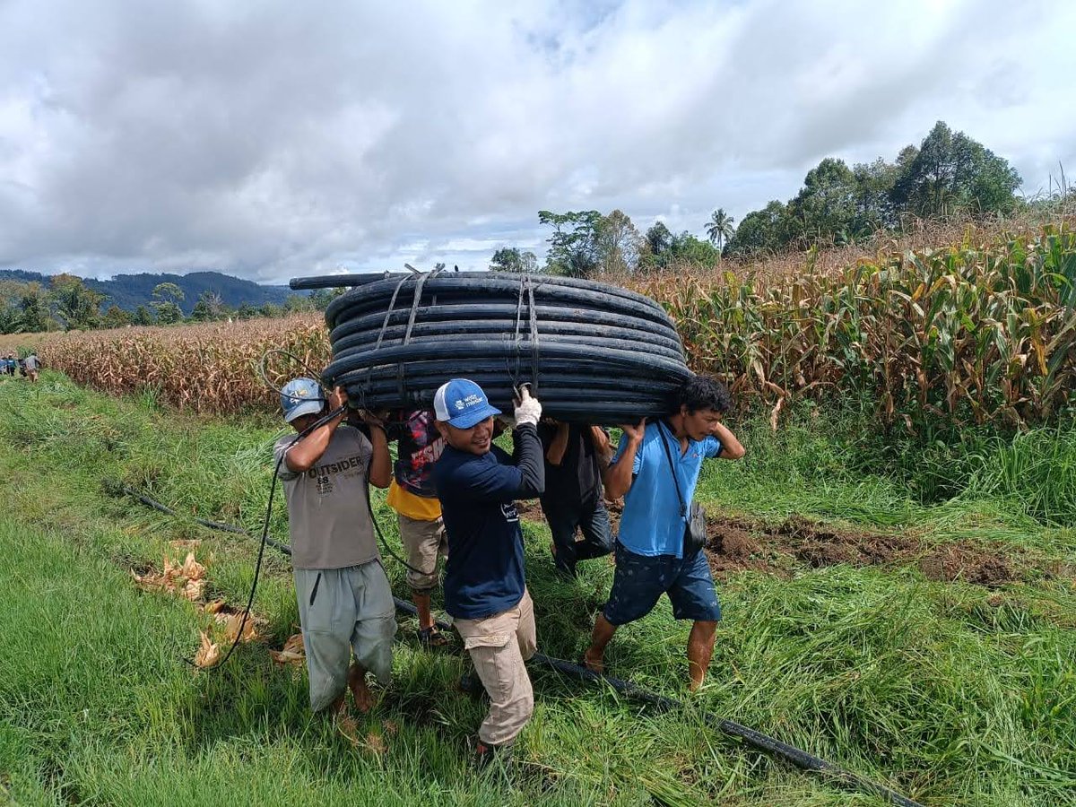 way_mitra's tweet photo. Thank You @PDJF_dk and @water_mission 🙏, The Children and Kuta Gugung Community have a access to safe water . #waterbuilds #Hope https://t.co/oP7L6p6stH
