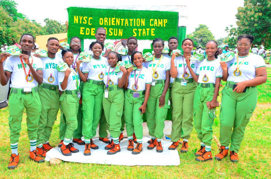 ClassInvicta's tweet image. FUTA Class 22 corp members, share your NYSC pictures in comments or quotes 😃 

Let’s see you in khaki 

#ClassInvicta #NaijaPikin #CorpMembers