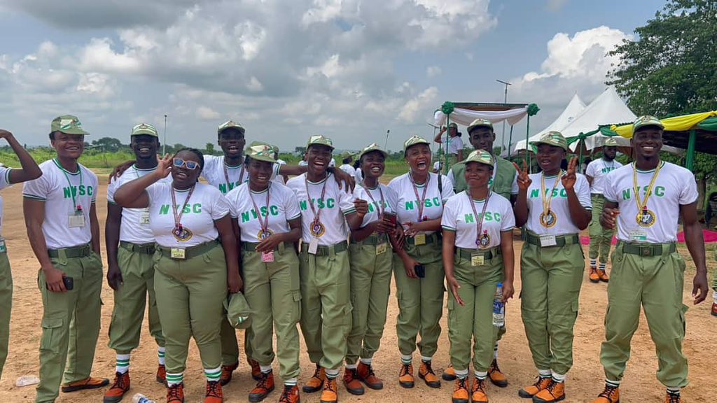 ClassInvicta's tweet image. FUTA Class 22 corp members, share your NYSC pictures in comments or quotes 😃 

Let’s see you in khaki 

#ClassInvicta #NaijaPikin #CorpMembers