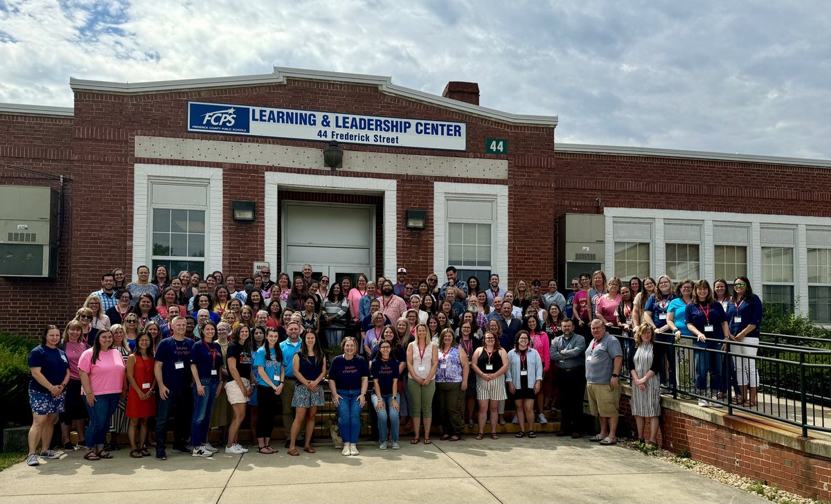 Amazing educators learning together with @thecttl this week! We are brain changers! ⁦<a href="/FCPSMaryland/">FCPS-MD</a>⁩ hosted a huge satellite site of the #CTTLAcademy 🧠♥️🙌🏼