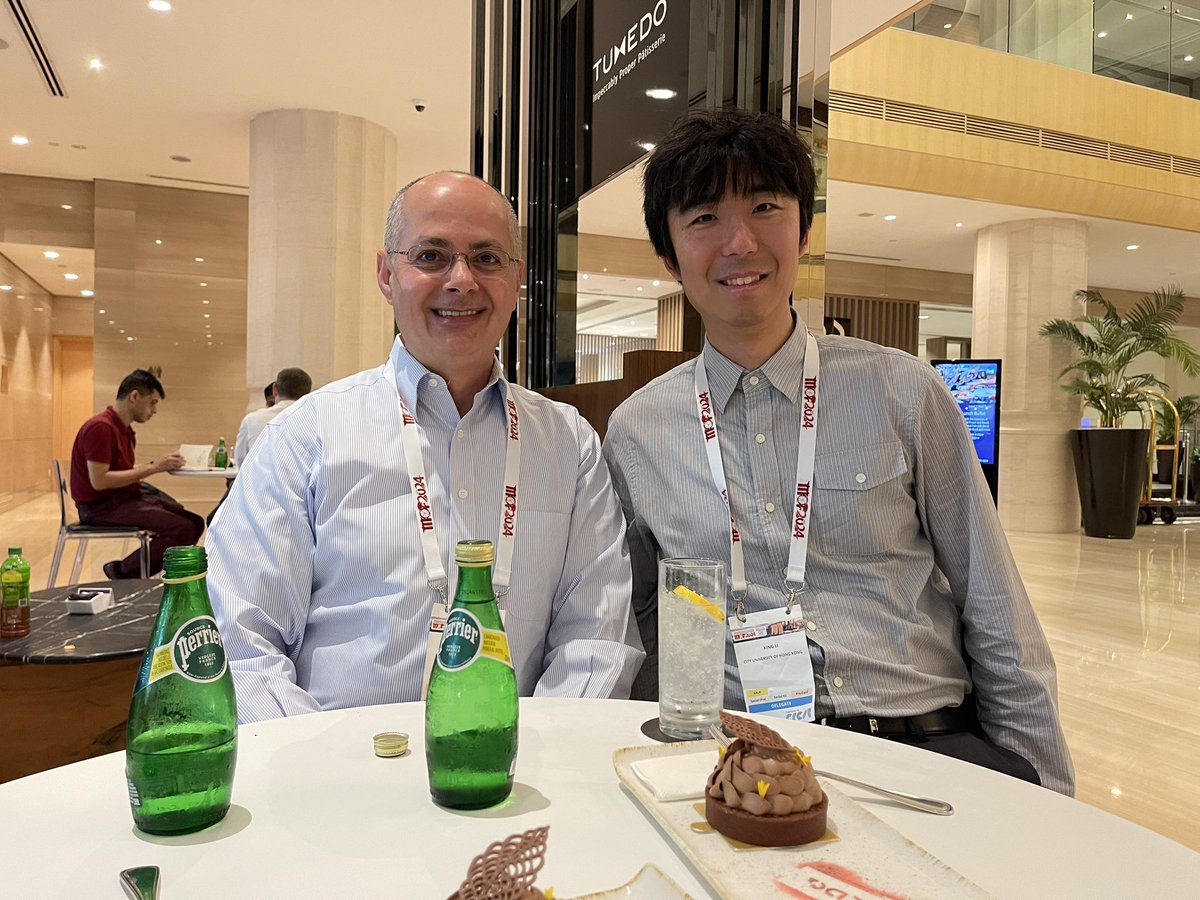 Nearly 9 years ago, I began my COF research with Prof. Kian Ping Loh at NUS, inspired Prof. Omar Yaghi, who created a giant cake of Reticular Chemistry for the community. Today, Prof. Yaghi treated me a real cake! Special thanks to Prof. Hexiang Deng for capturing this moment.