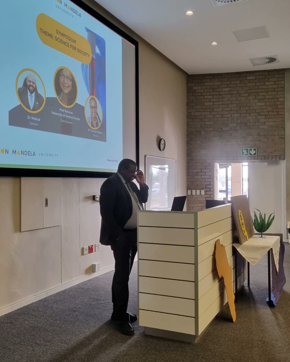 MandelaScience's tweet photo. Celebrating Nelson Mandela Day, through our annual Nelson Mandela Day Symposium to launch National Science Week 2024.

Our 67 minutes for Nelson Mandela Day were dedicated to sharing scientific knowledge on how to "CHANGE THE WORLD." https://t.co/VW3ksNJWCb