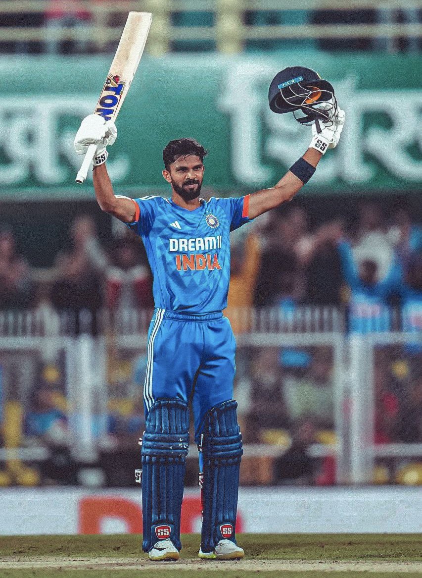 HustlerCSK's tweet photo. Stay strong my brother, Ruturaj Gaikwad

We're always gonna back you no matter what coz we know your worth, 💫🦁💛 https://t.co/TR5yyZAOR7