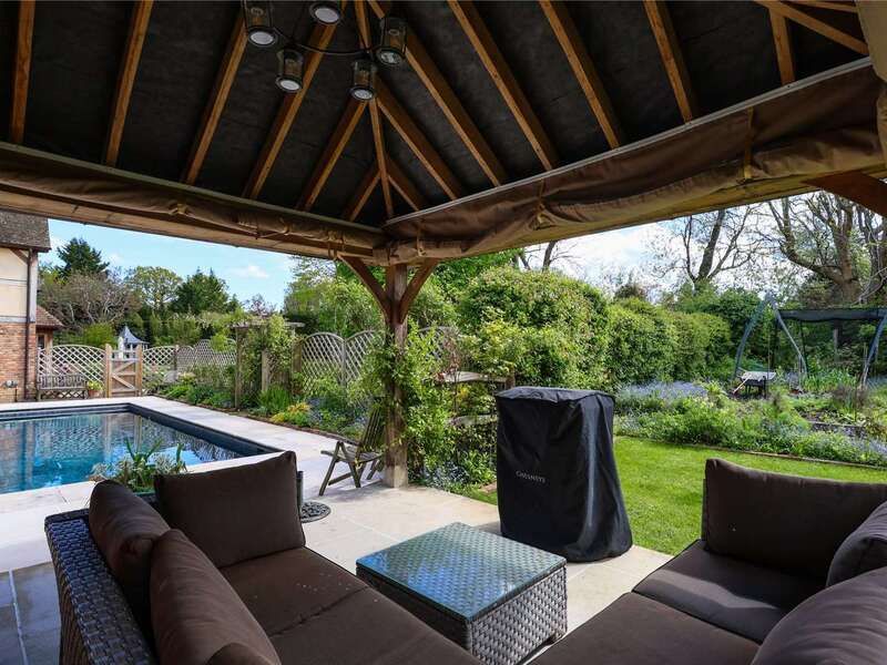 As Seen On Jitty 🕵🏻‍♀️ tweet media