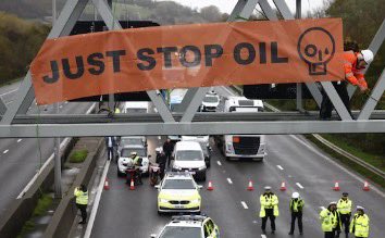 ArchRose90's tweet image. Just Stop Oil founder Roger Hallam jailed for five years over M25 protests.

Fantastic news. He can be “on the right side of history” from his prison cell where we won’t hear from him. 😌
