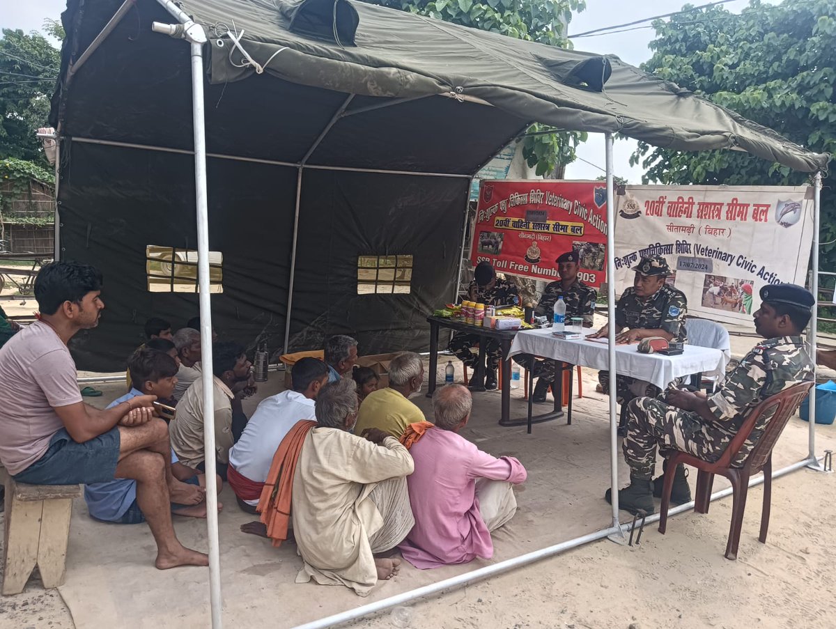 20BnSSB_INDIA's tweet photo. 20 Bn SSB Sitamarhi organized a Veterinary camp in Sijua village, benefiting 106 animals. Commandant (Veterinary) Dr. S.N. Singh from SHQ MJPR provided treatment and distributed medicines. Free medicine was also distributed to villagers in need. #VeterinaryCare #20BNSSB #SSBINDIA https://t.co/yVQSDymJky